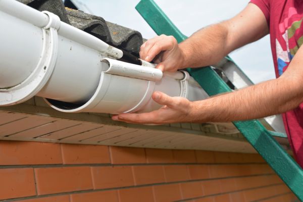 Large Gutter Repair in Circleville